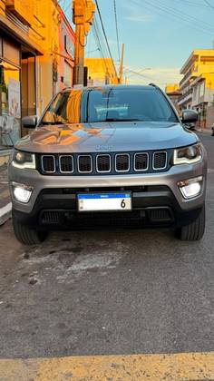 JEEP COMPASS 2.0 16V DIESEL LONGITUDE 4X4 AUTOMÁTICO JEEP COMPASS 2.0 16V DIESEL LONGITUDE 4X4 AUTOMÁTICO